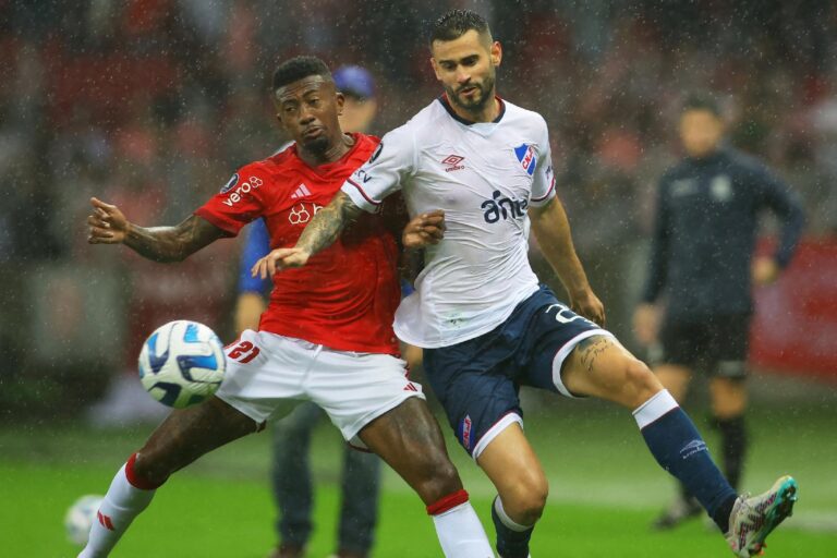 Internacional Empata com Nacional em Jogo Épico na Libertadores