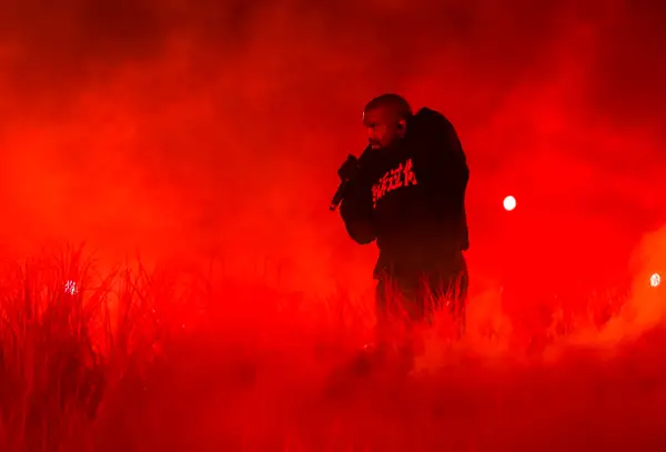 Kanye West Confirma Separação de Bianca Censori